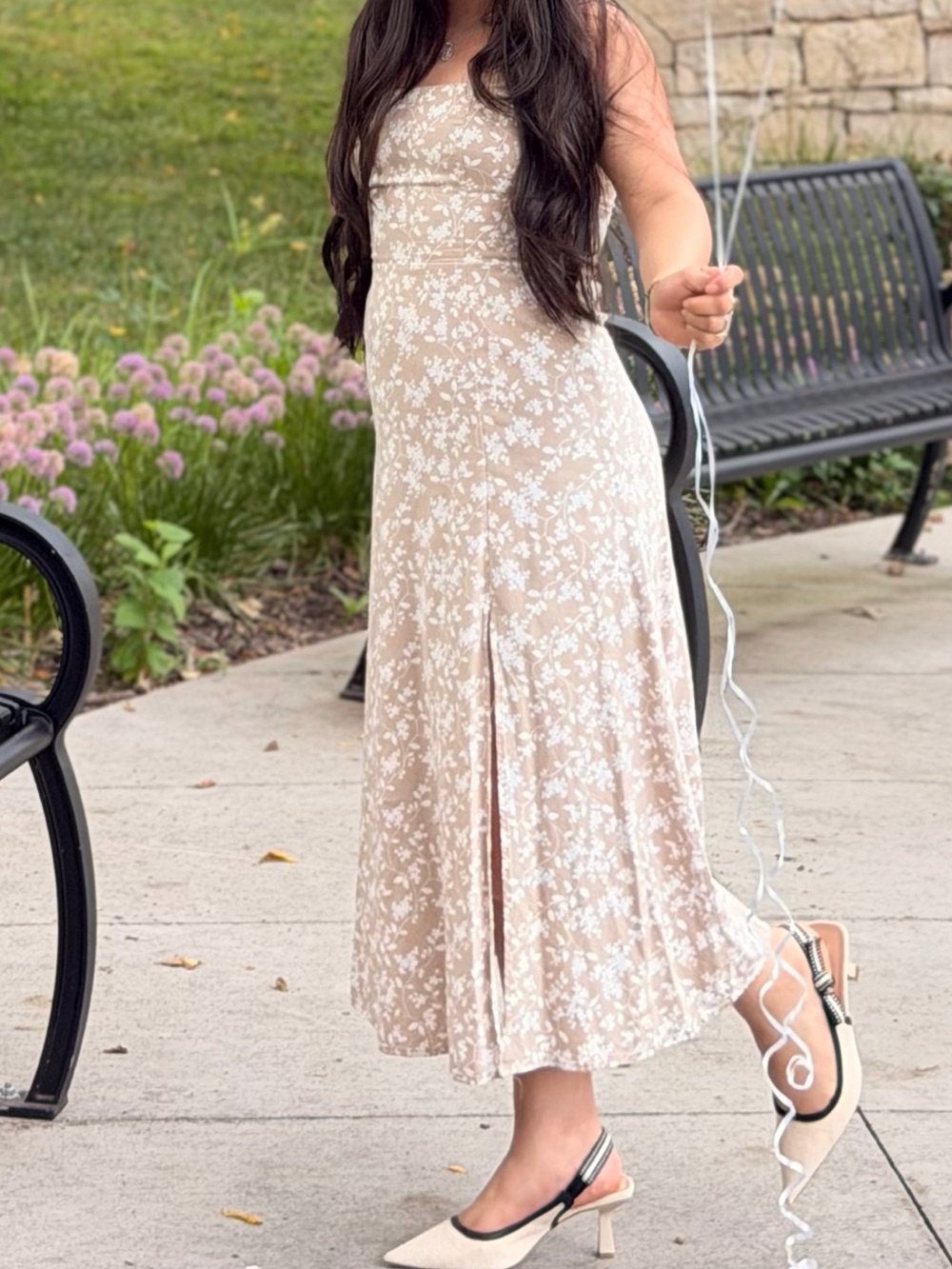 Florae midi dress | beige and white | sleeveless spaghetti straps | Femenine